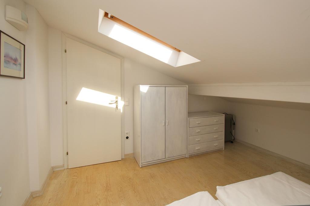 Apartment Klepac Punat Zimmer foto